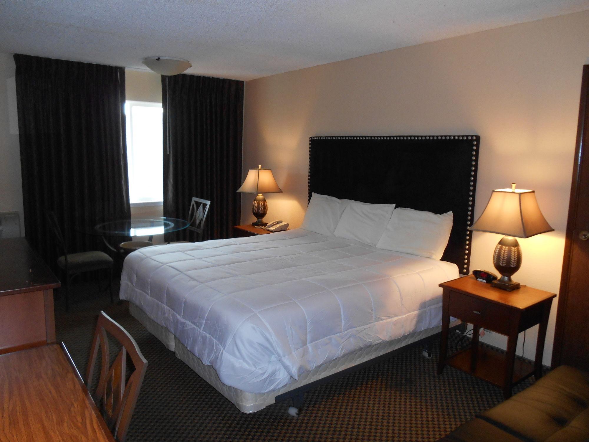 Guesthouse Inn & Suites Eugene/Спрингфийлд Екстериор снимка