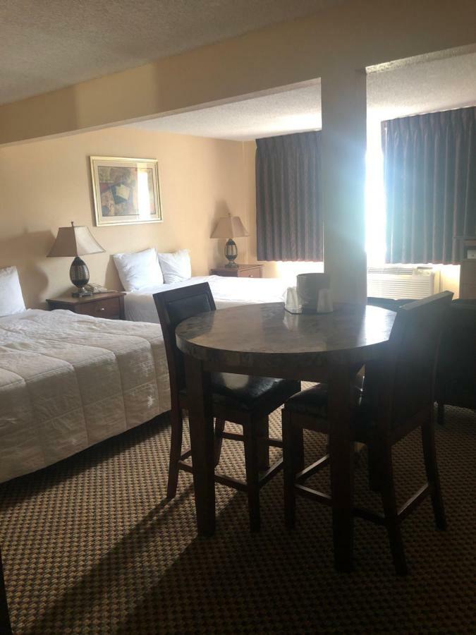 Guesthouse Inn & Suites Eugene/Спрингфийлд Екстериор снимка