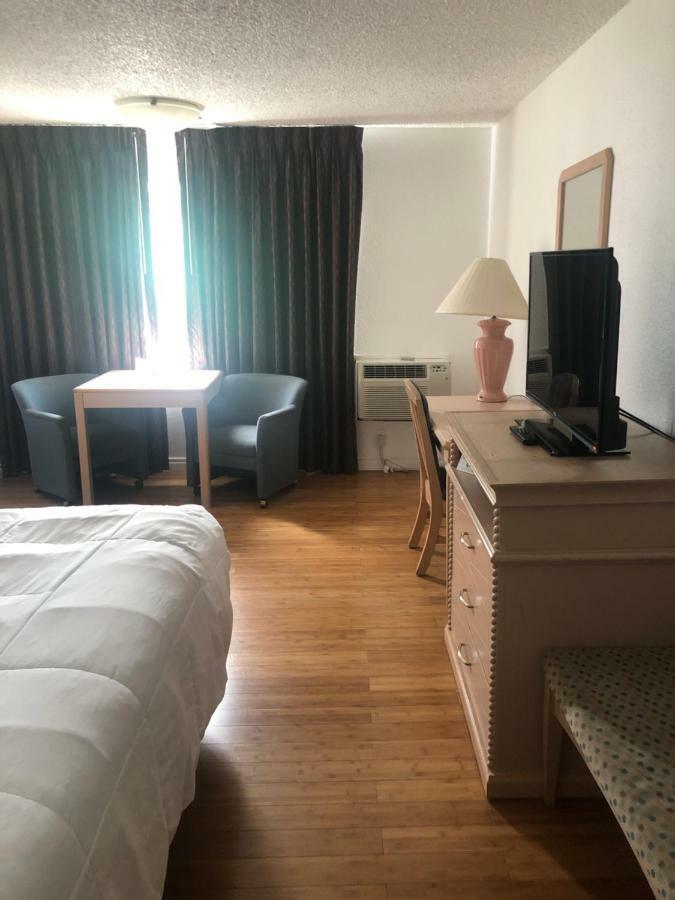 Guesthouse Inn & Suites Eugene/Спрингфийлд Екстериор снимка