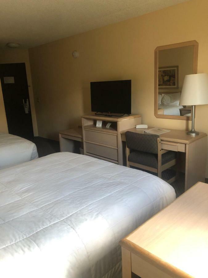 Guesthouse Inn & Suites Eugene/Спрингфийлд Екстериор снимка