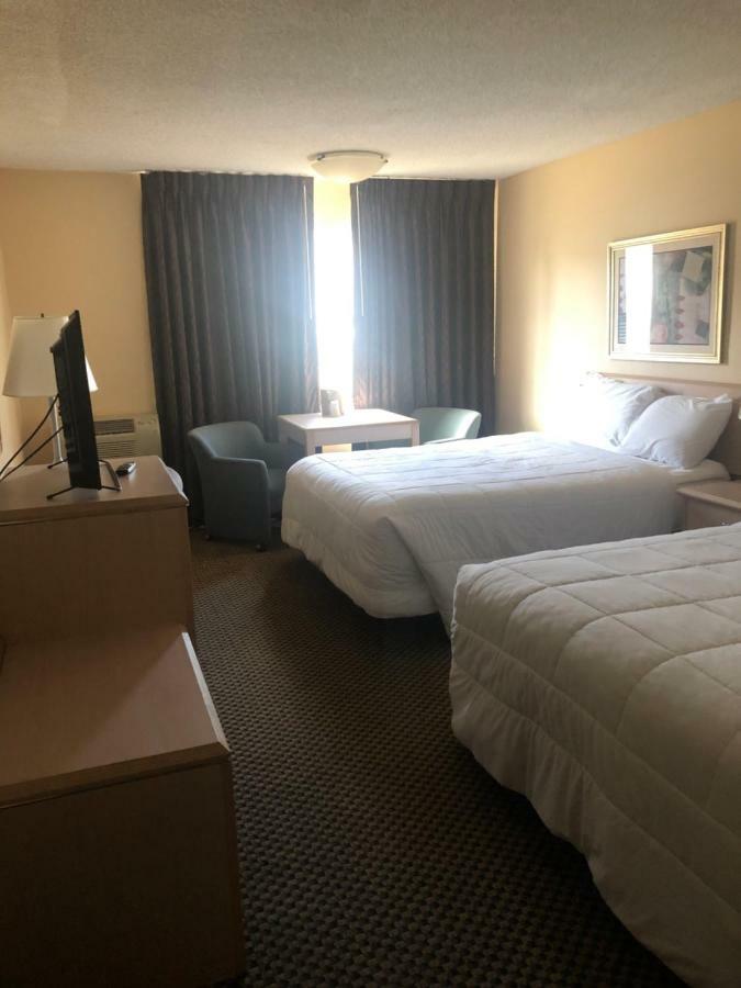 Guesthouse Inn & Suites Eugene/Спрингфийлд Екстериор снимка