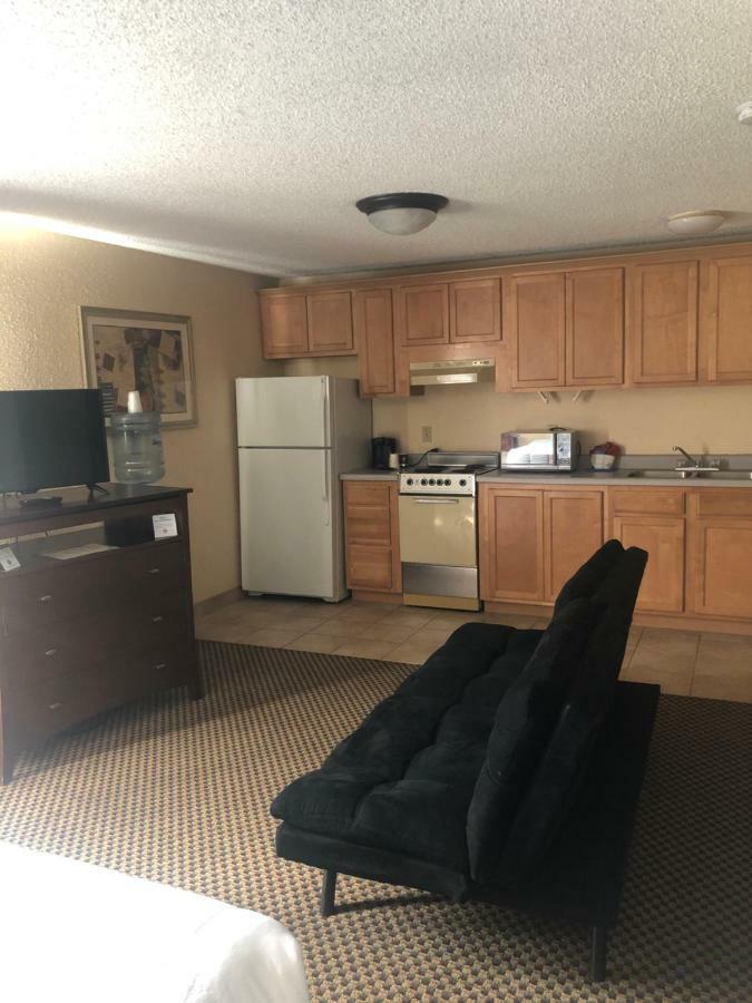 Guesthouse Inn & Suites Eugene/Спрингфийлд Екстериор снимка
